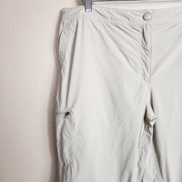 LL Bean Womens |18| Khaki Water-Repellent Midrise Straight Leg Trail Hiking Pant - Picture 2 of 10